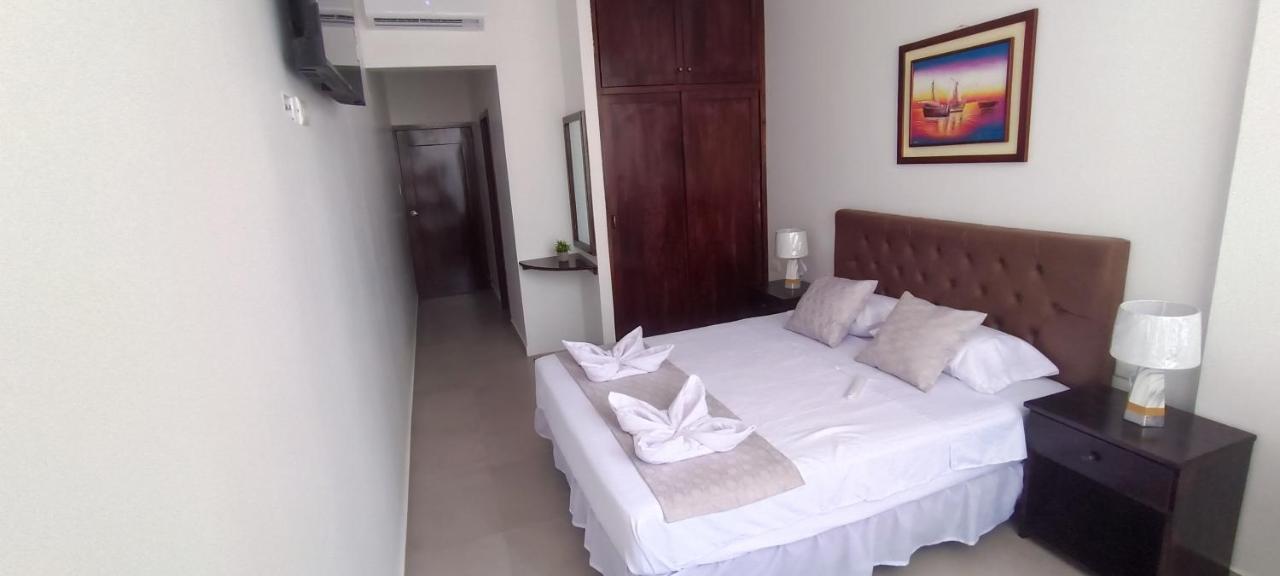Bed and Breakfast Mantarraya Puerto Baquerizo Moreno Exterior foto
